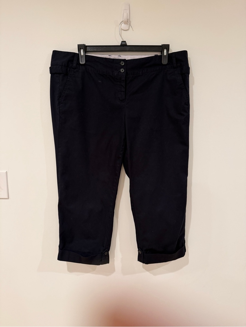 Women's Navy Cropped Button Cuff Capris